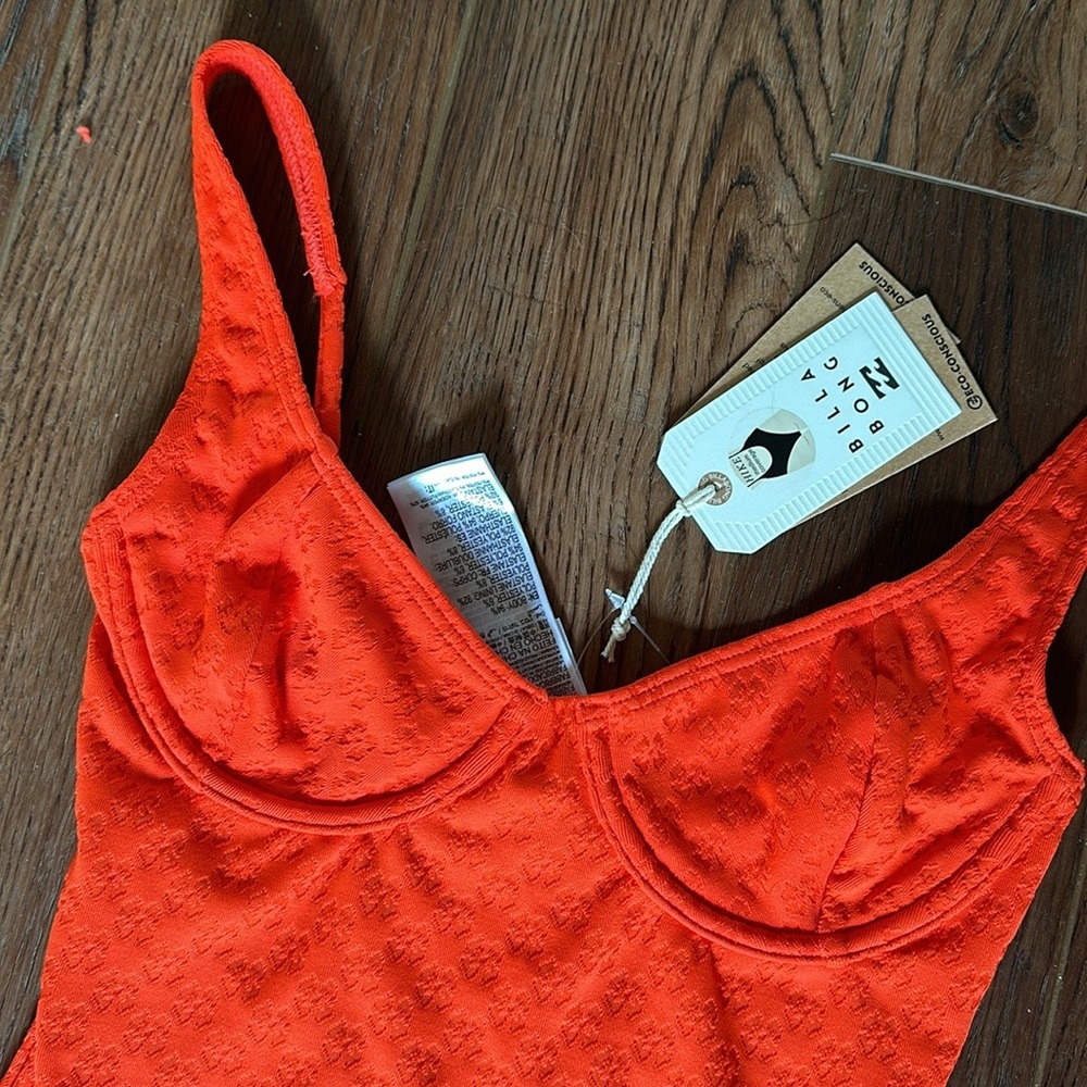 Billabong Good Vibes Emma Red One Piece Small - Picture 11 of 17